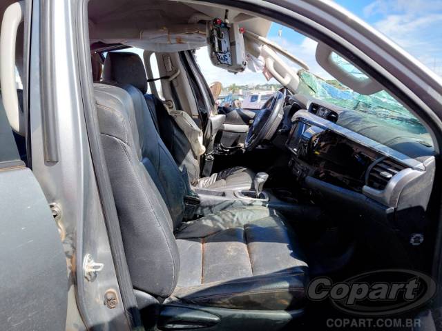 2024 TOYOTA HILUX CD 