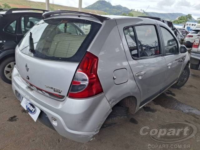 2011 RENAULT SANDERO 