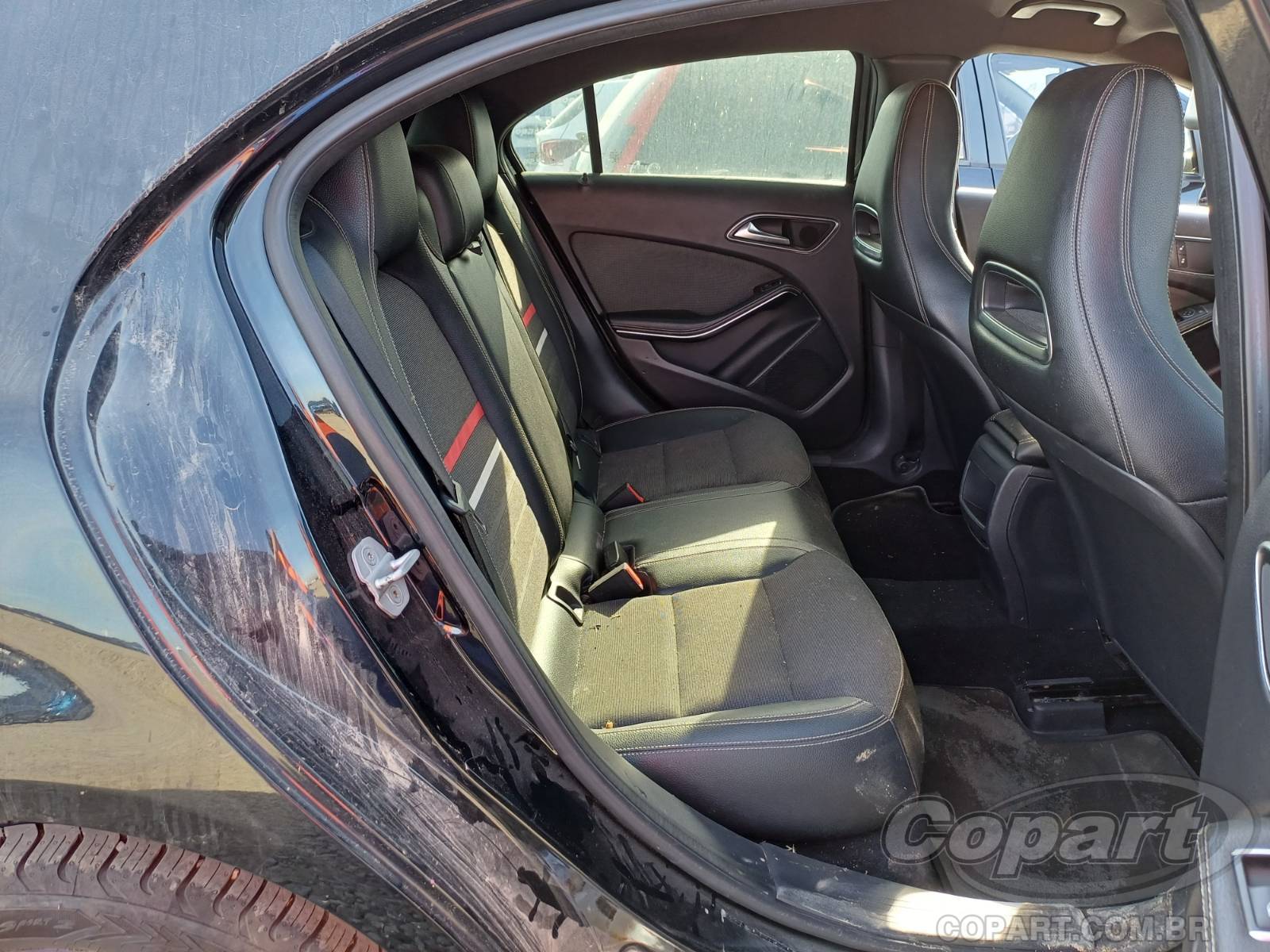 2015 MERCEDES BENZ CLASSE A — foto 6 de 10