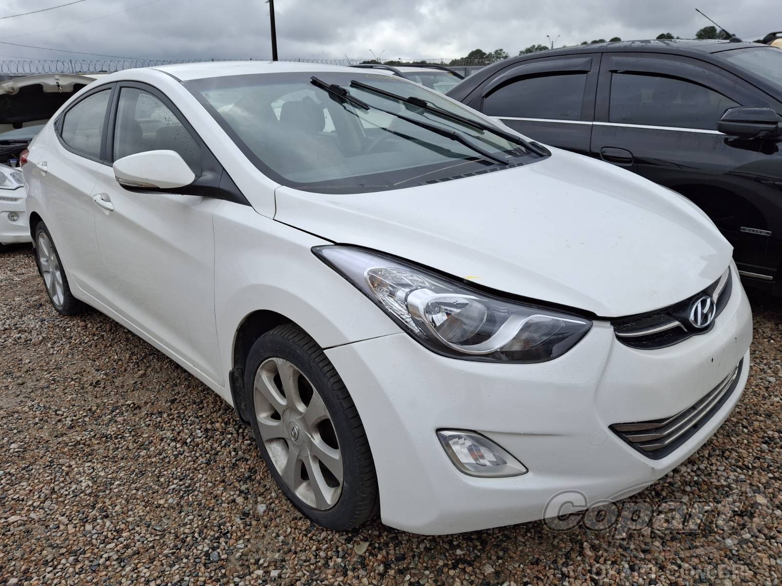 Veículo Hyundai Elantra Hyundai Elantra GLS 1.8 16V 2013 Enchente Médio 2013 em leilão