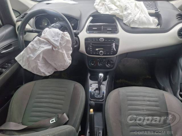 2015 FIAT PUNTO 