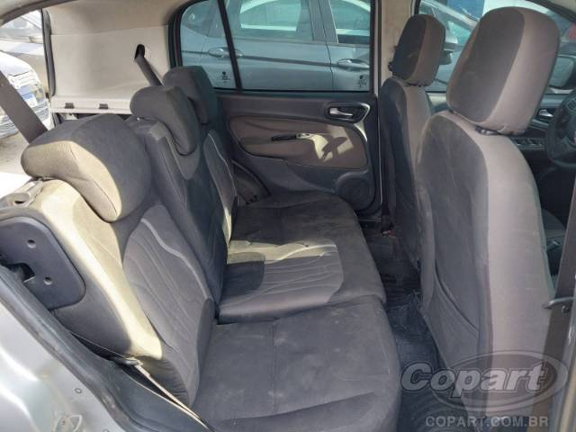 2015 FIAT UNO 