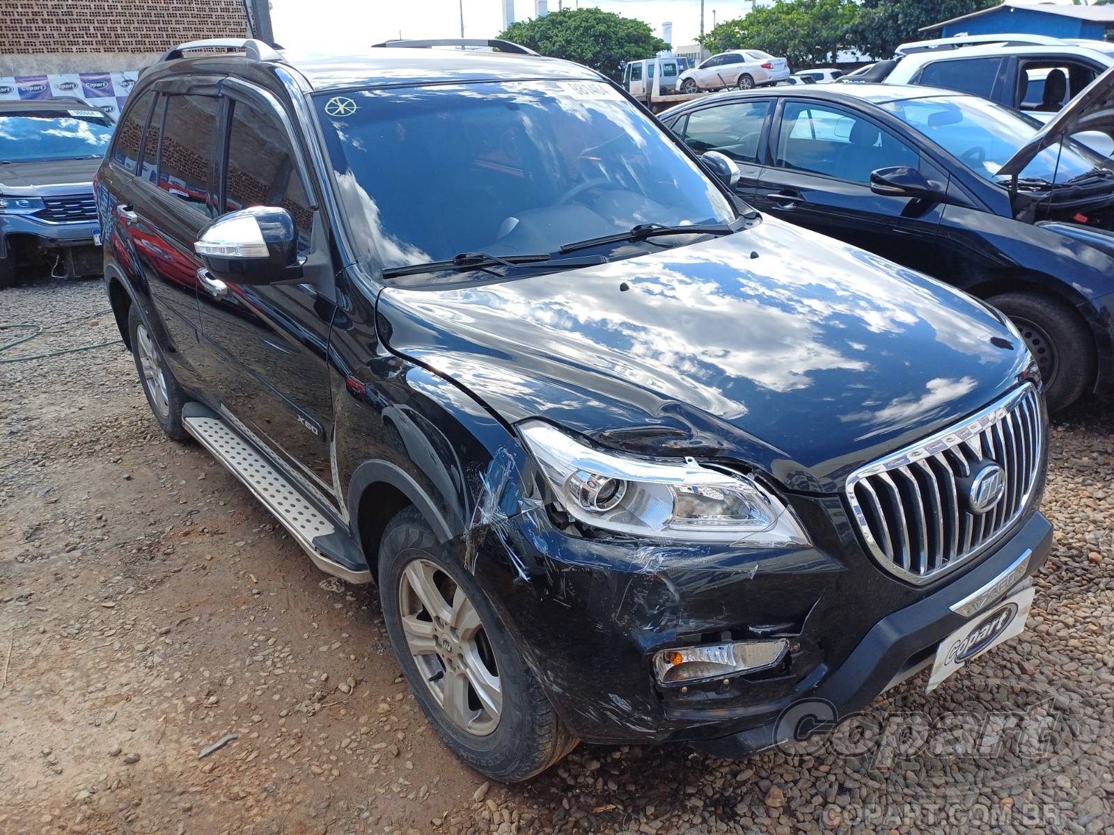 Veículo LIFAN X60 Lifan X60 Talent 1.8 16V VVT 2016 Pequena Monta 2016 em leilão