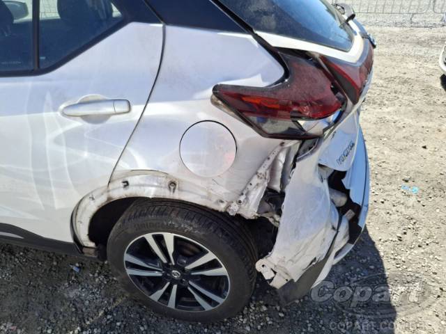 2022 NISSAN KICKS 