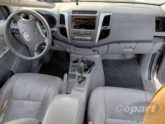 2011 TOYOTA HILUX CD 