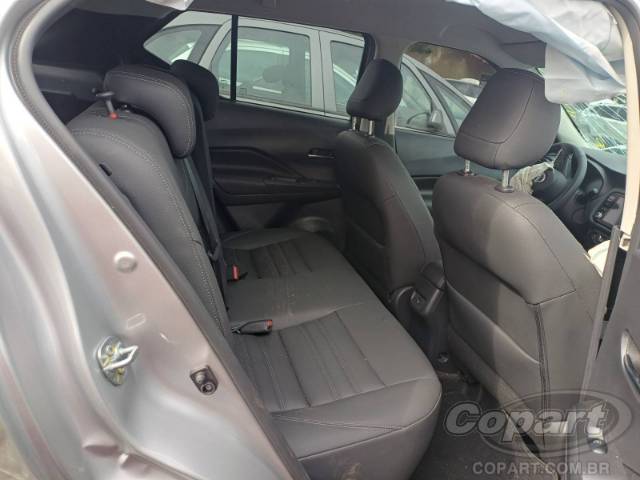 2025 NISSAN Kicks Play 