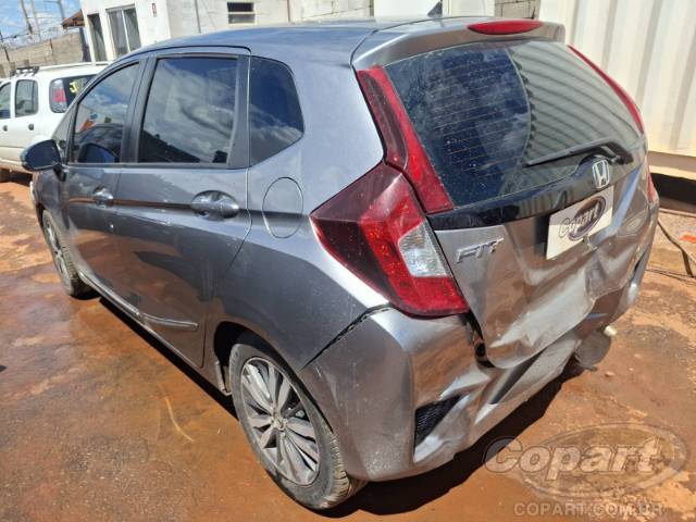 2016 HONDA FIT 