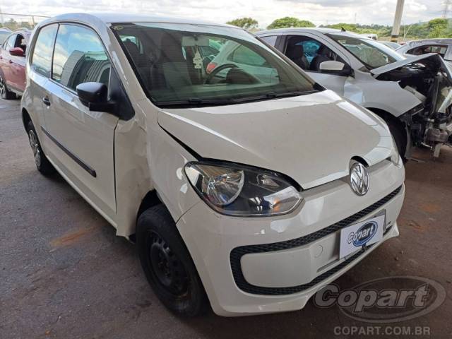 2015 VOLKSWAGEN UP 