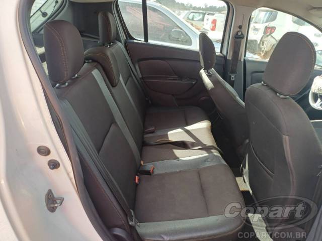 2016 RENAULT SANDERO 