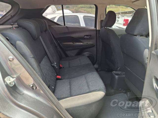 2024 NISSAN KICKS 