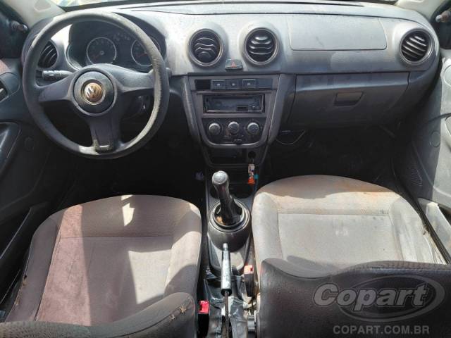 2010 VOLKSWAGEN VOYAGE 
