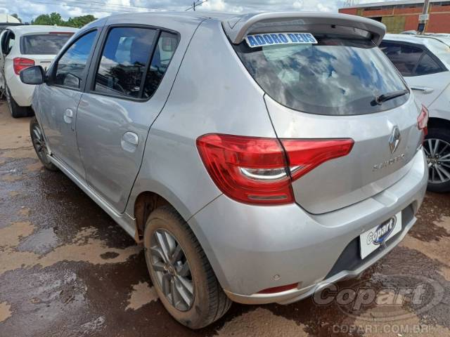 2022 RENAULT SANDERO 