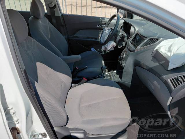 2014 HYUNDAI HB20 