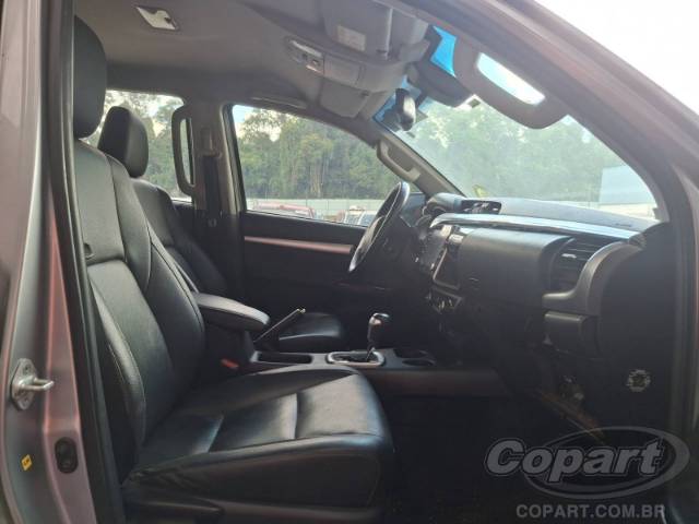 2021 TOYOTA HILUX CD 