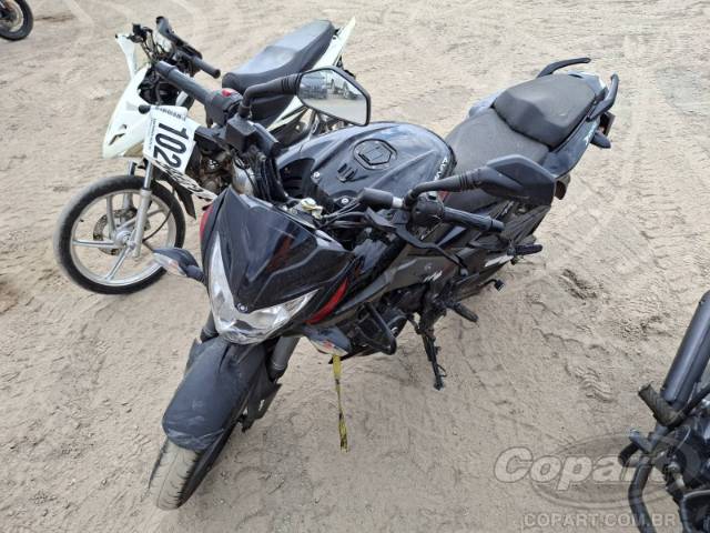 2025 BAJAJ DOMINAR 