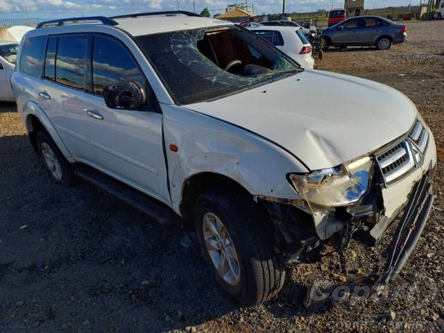 2016 MITSUBISHI PAJERO 