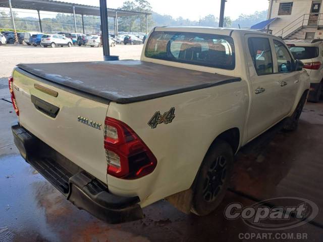 2022 TOYOTA HILUX CD 