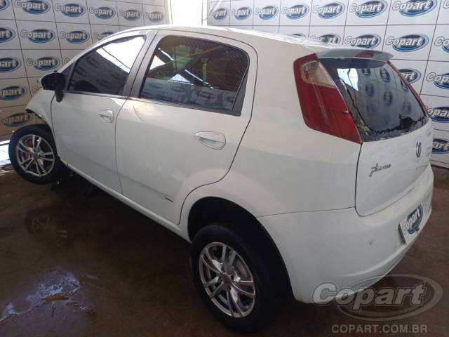 2012 FIAT PUNTO 