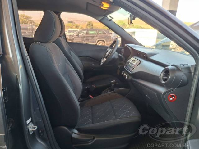 2019 NISSAN KICKS 