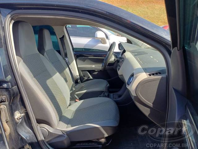 2016 VOLKSWAGEN UP 