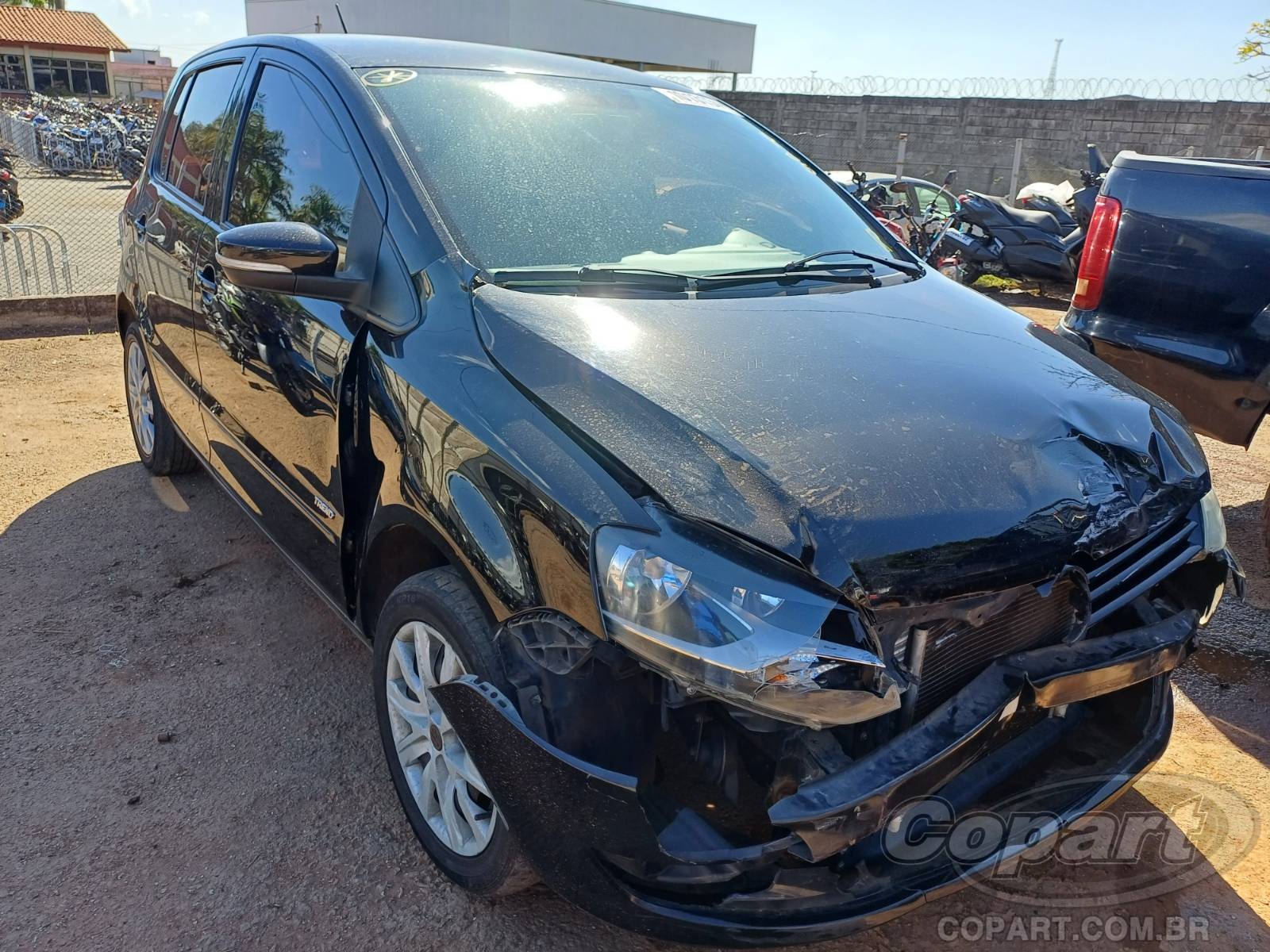 Veículo VW - VolksWagen Fox VOLKSWAGEN FOX 1.6 TOTAL FLEX 2012 2012 em leilão