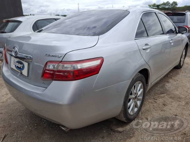 2010 TOYOTA CAMRY 