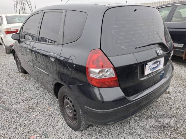 2005 HONDA FIT 