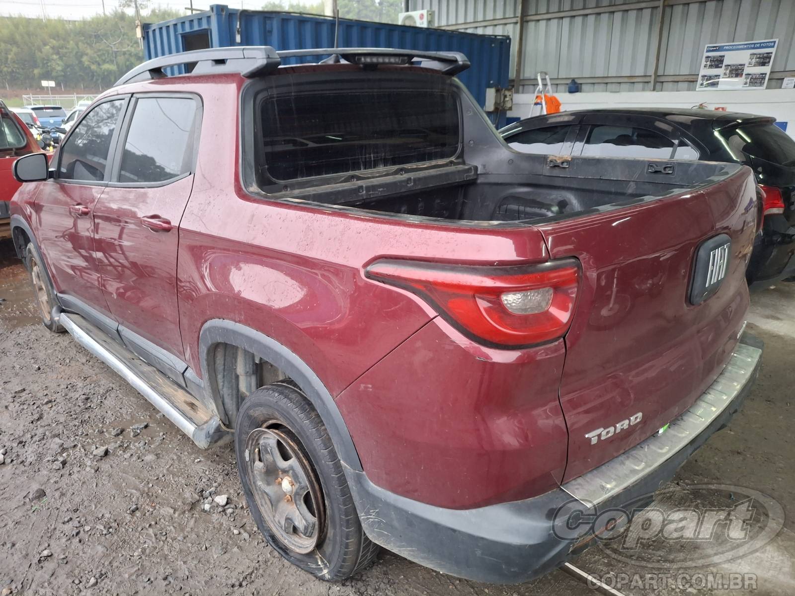 Foto 3: 2021 FIAT TORO