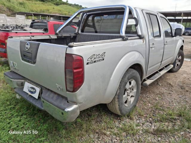 2011 NISSAN FRONTIER CD 
