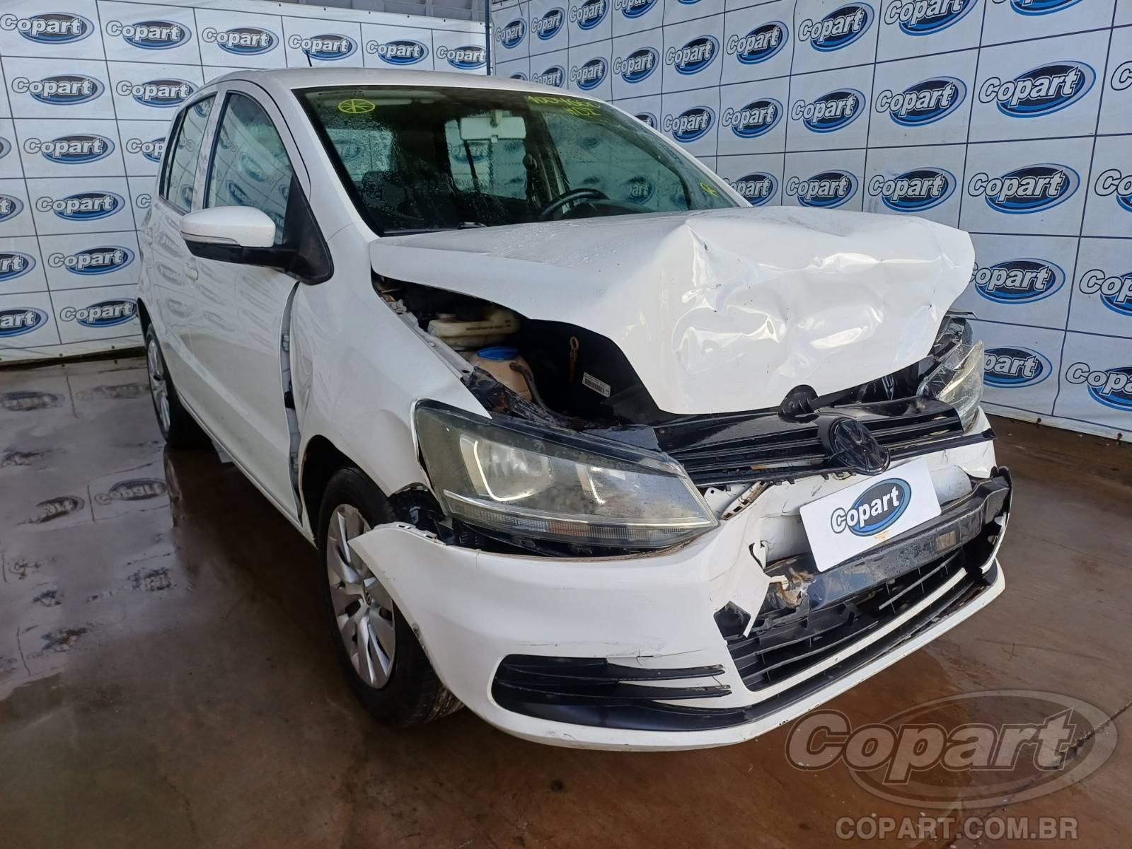 Veículo VW - VolksWagen Fox VOLKSWAGEN FOX 1.6 MSI 2015 2015 em leilão