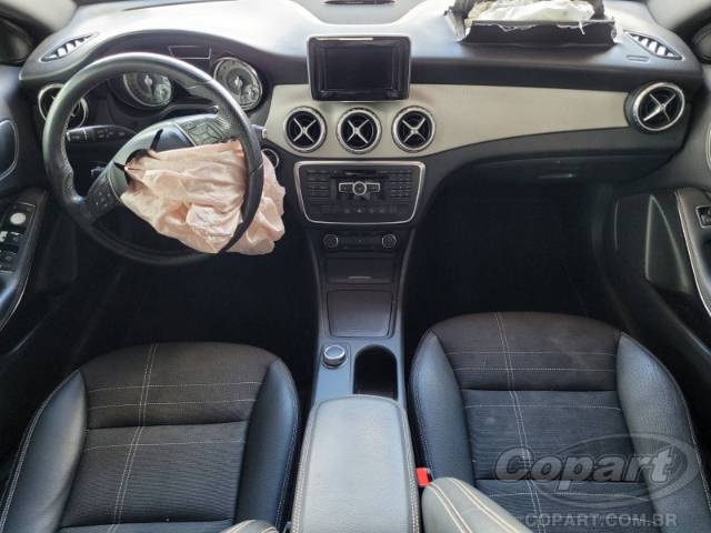 2015 MERCEDES BENZ GLA 