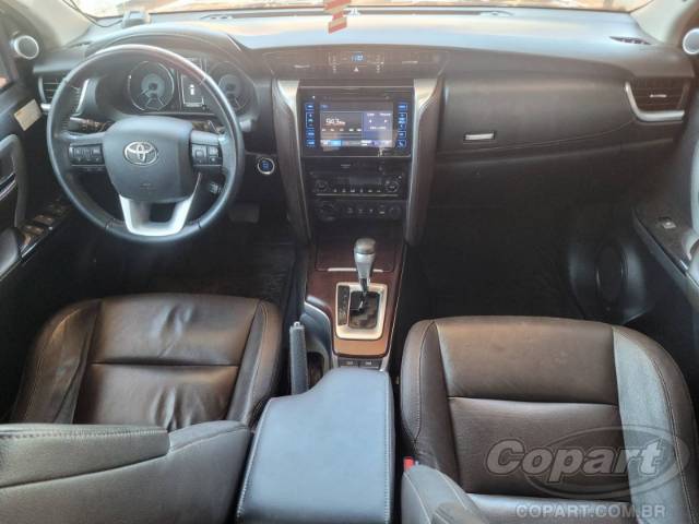 2016 TOYOTA HILUX SW4 