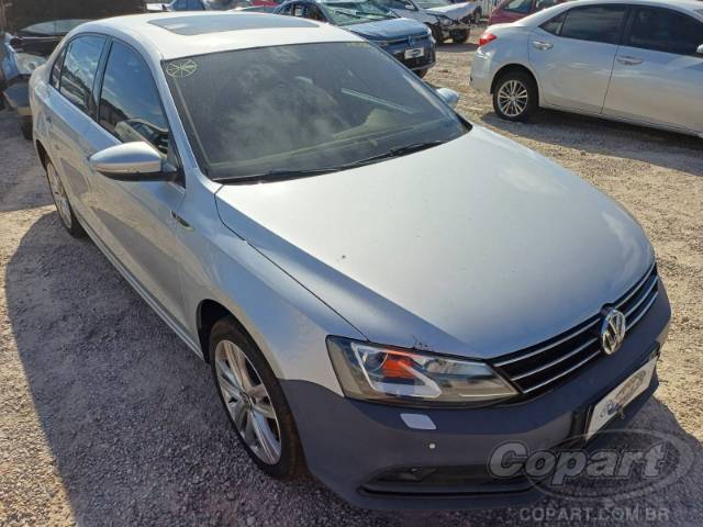 2016 VOLKSWAGEN JETTA 