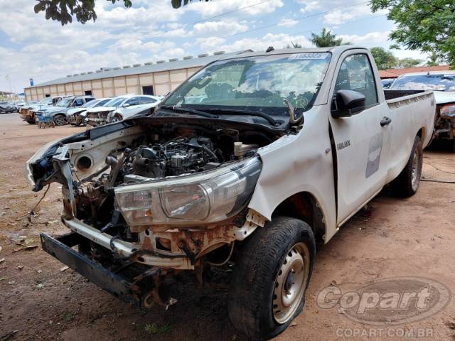 2021 TOYOTA HILUX CS 