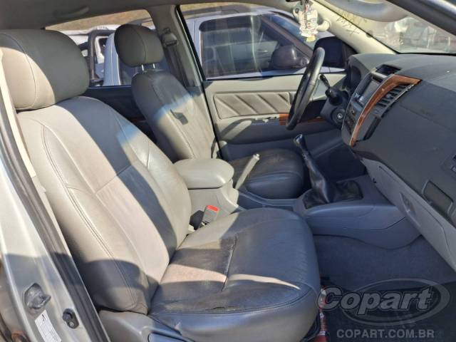 2010 TOYOTA HILUX CD 