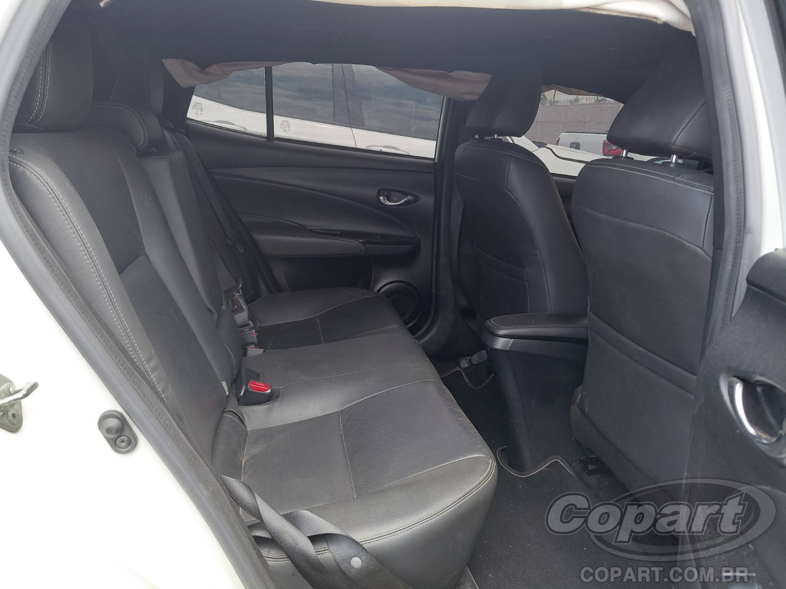 Foto 6 de 13: 2019 TOYOTA YARIS