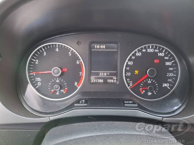 2015 VOLKSWAGEN FOX 
