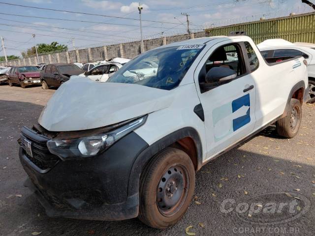 2025 FIAT STRADA 