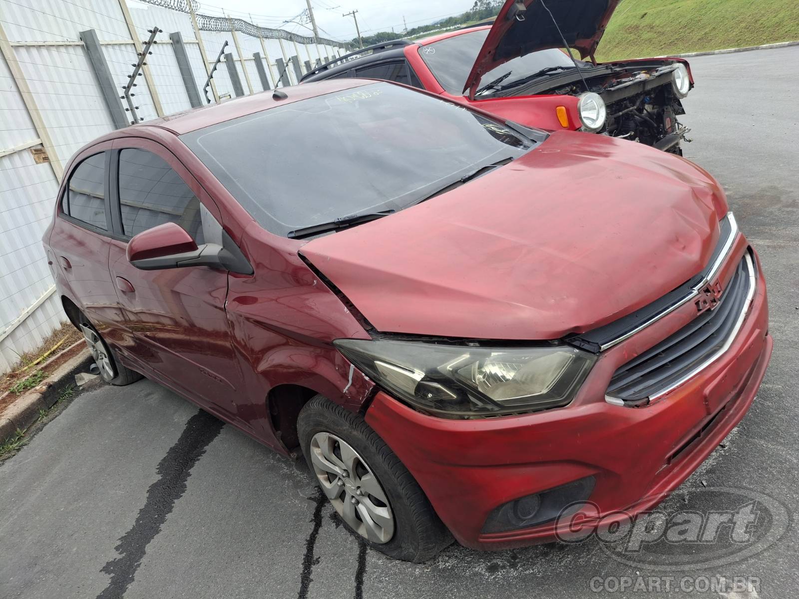 Veículo GM - Chevrolet Chevrolet Chevrolet Onix LT 1.0 Eco 2019 Recuperável 2019 em leilão