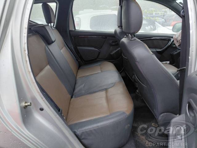 2017 RENAULT DUSTER 