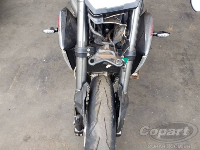 2022 TRIUMPH STREET TRIPLE 