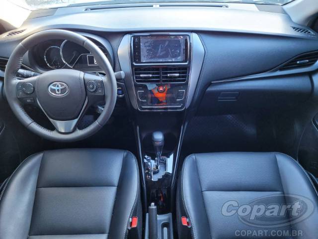 2023 TOYOTA YARIS SEDA 