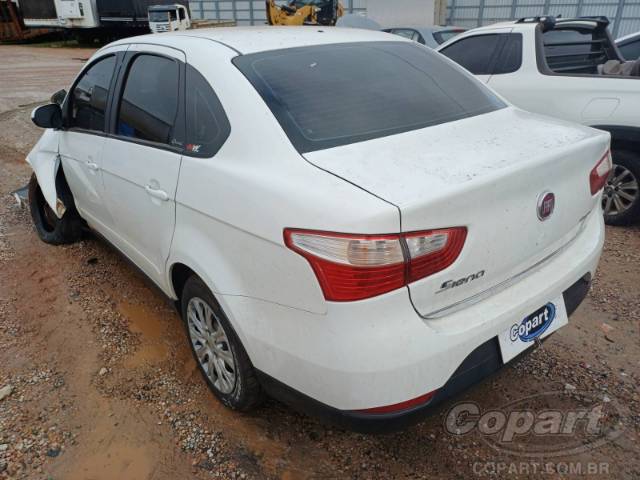 2015 FIAT GRAND SIENA 