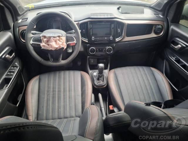 2025 FIAT STRADA CD 
