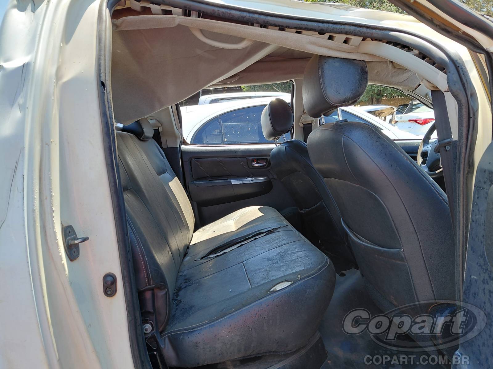 Foto 6 de 10: 2014 TOYOTA HILUX CD