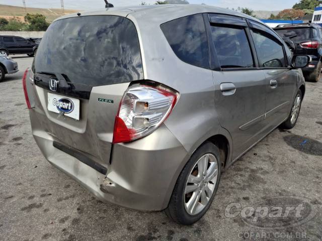 2011 HONDA FIT 