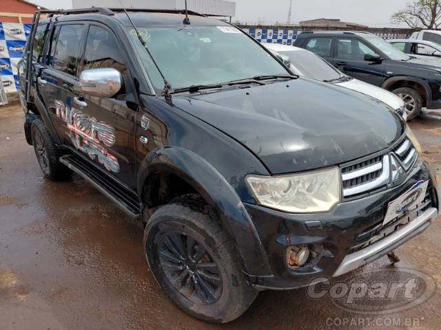 2015 MITSUBISHI PAJERO DAKAR 