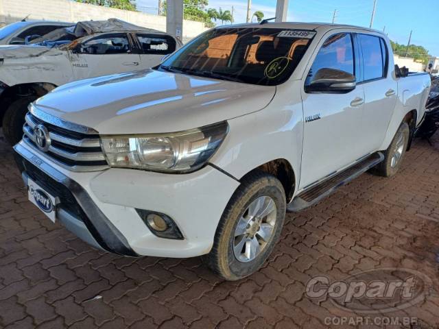 2017 TOYOTA HILUX CD 
