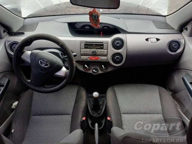 2013 TOYOTA ETIOS SEDA 