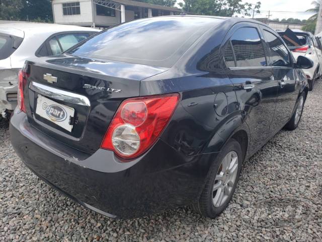 2013 CHEVROLET SONIC SEDAN 